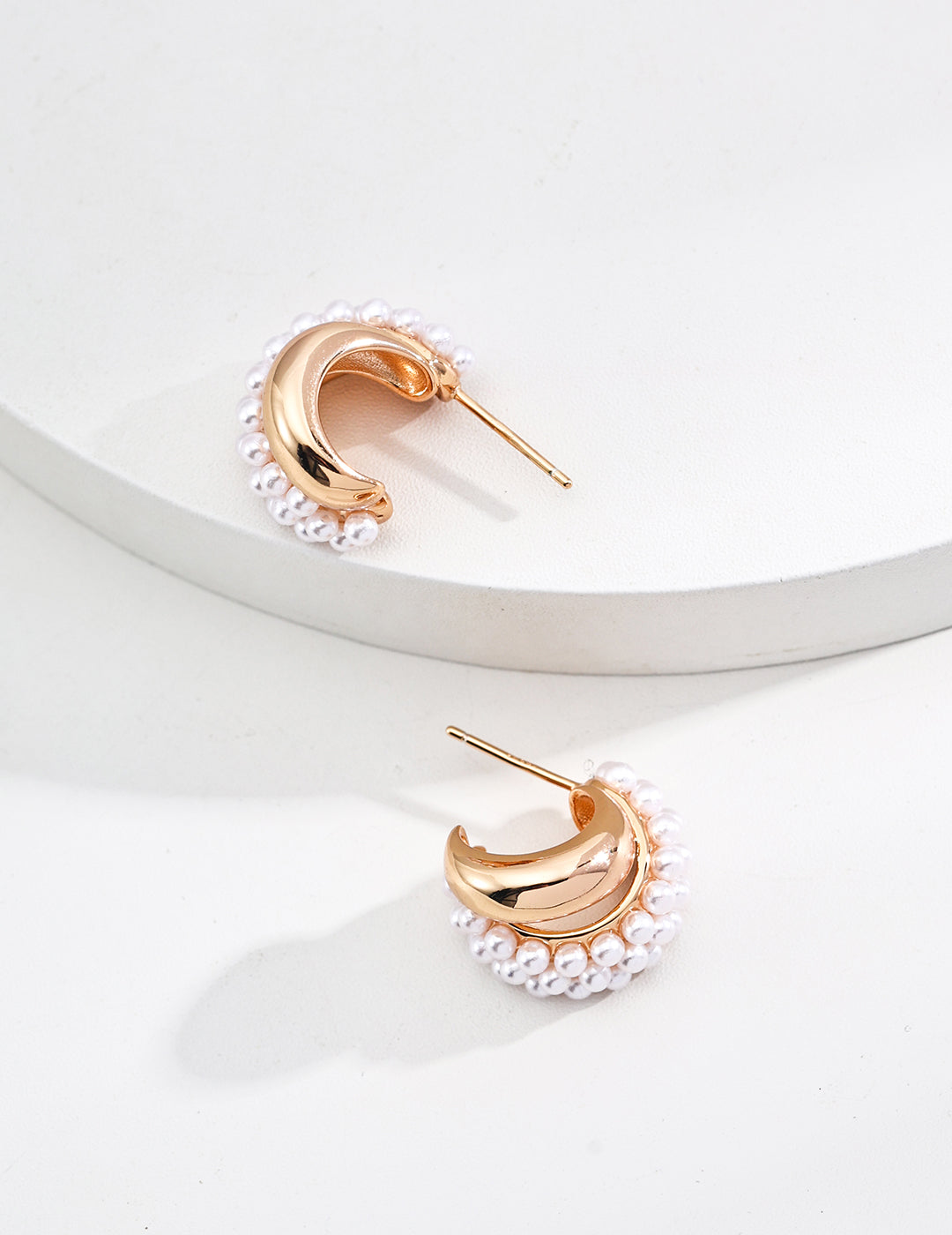 S925 Silver Stylish Faux Pearl Earrings