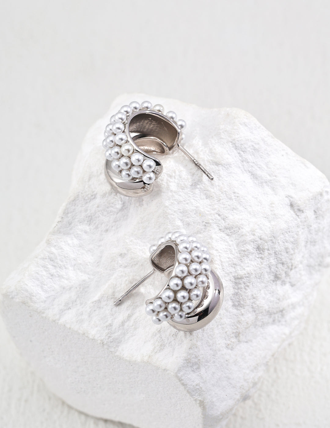 S925 Silver Stylish Faux Pearl Earrings