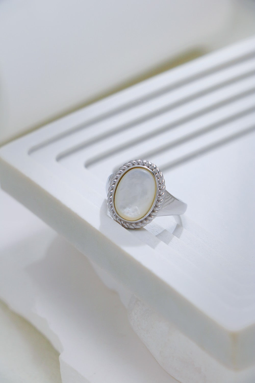 S925 Silver White Shell Ring