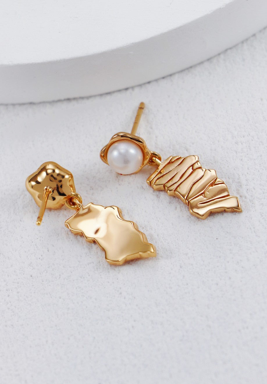 S925 Silver Retro Gold Cracked Pearl Earrings