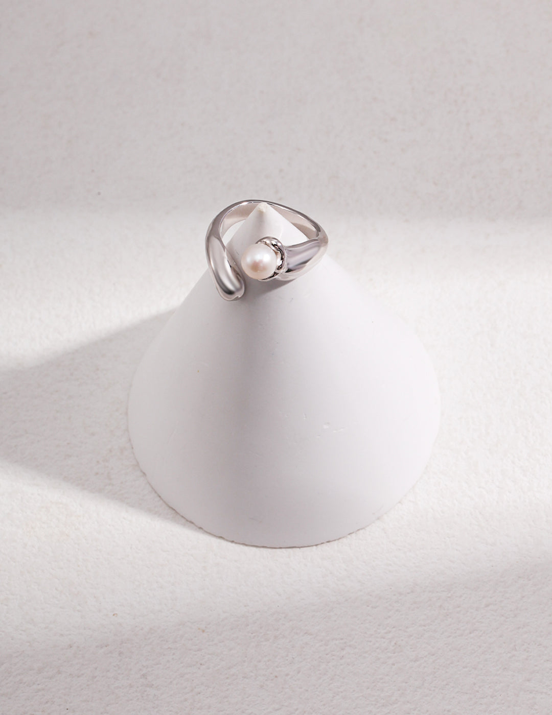 Pure Silver Pearl Ring