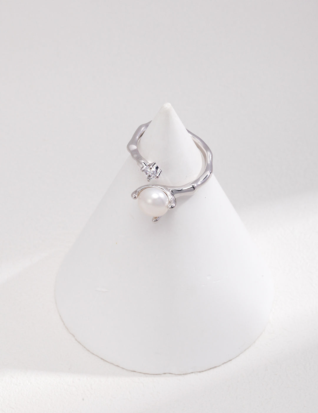 Sterling Silver Pearl Ring