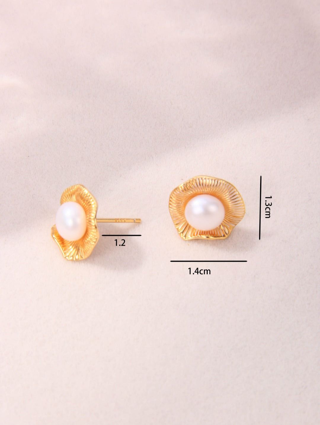 S925 Silver Flower & Pearl Stud Earrings