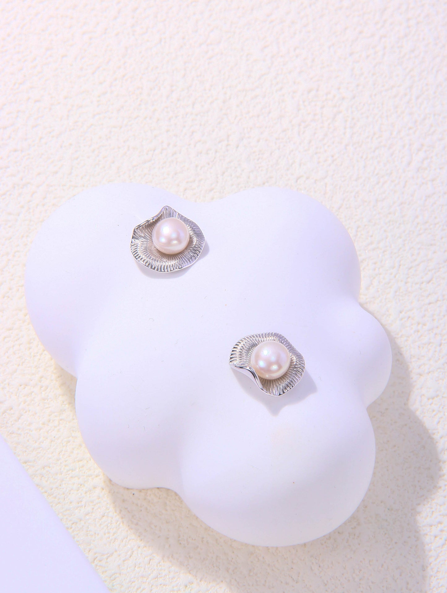 S925 Silver Flower & Pearl Stud Earrings